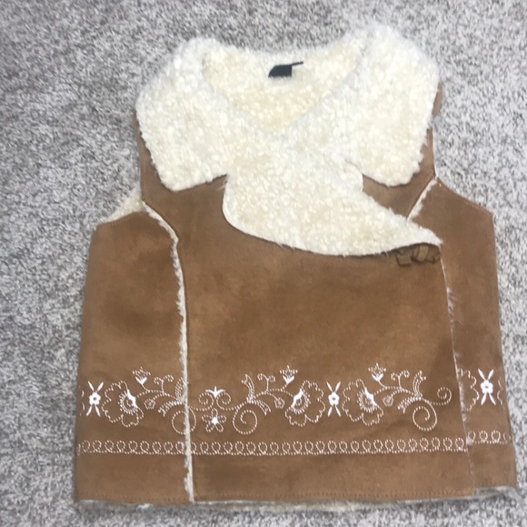 Baby Gap Vest - Picture 2 of 13